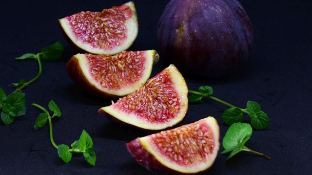 When Are Figs Ripe - Fig Tree Harvesting & How to Tell