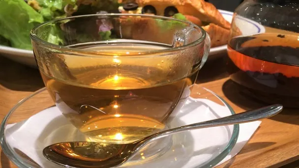 olive-leaf-tea-benefits 